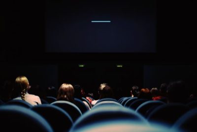 Recommandation relative aux modalités de diffusion des films en salles après la deuxième fermeture des cinémas liée au contexte sanitaire de la COVID 19